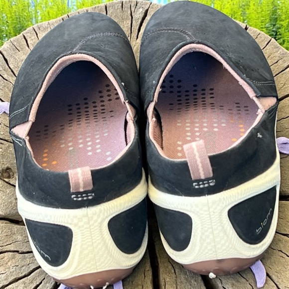 Ecco Biom Black Leather Suede Slip-on Flat Shoes - Picture 4 of 9